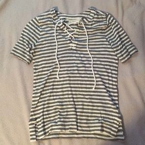 Striped lace-up tee